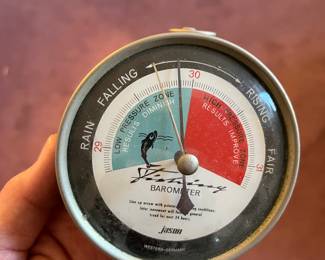 Fishing barometer