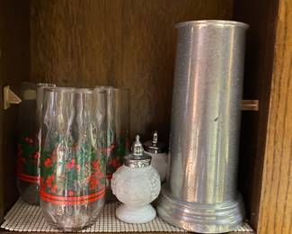 These Salt 'n' Pepas will clean up nicely with a little TLC.