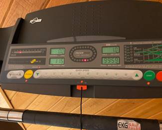 This treadmill works really well and will help you achieve all of your health goals.