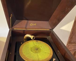 Edison record player with all parts and dozens of thick vinyl Edison records.