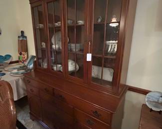Ethen Allen China Hutch