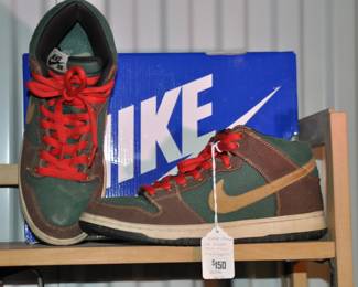 Rare Men’s Nike SB Dunk Mid Pro “Patagonia” Athletic Shoes Size 8 1/2 With Box ($150)