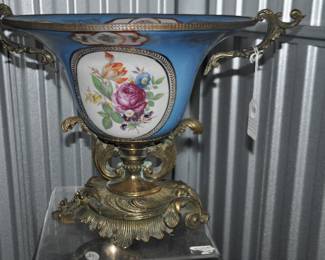 This Vintage Tole Urn is even more Stunning in Person and is as Sturdy as it Looks. The Vibrant Blue is Offset Beautifully By the Solid Brass Base and Handles. 21"W x 14"D x 15.5" D, ($145 As Is)