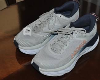 Hoka Woman's Athletic Shoes Size 8 ($60)