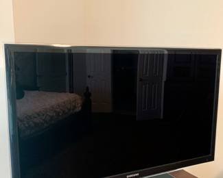 46” Samsung TV