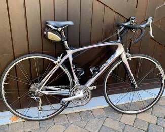 Trek Madone 5.1, size 54, Shimano Ultegra shifters/brakes/crank set