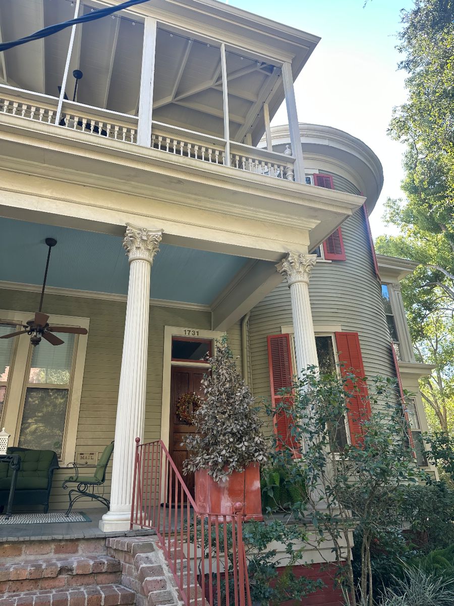 UPTOWN ESTATE BY GREAT SOUTHERN ESTATE SALES... starts on 11/11/2023