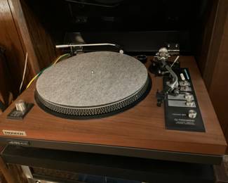 Pioneer PL-71 turntable