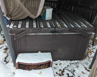 hot tub available for pre-sale