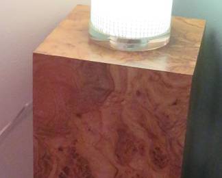 Display pedestal, lamp