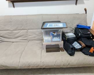 Futon bed 