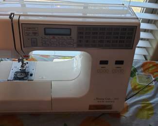 Memory Craft 7000 NEW HOME sewing machine