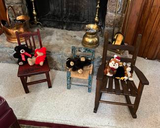 Small decorative or children's chairs