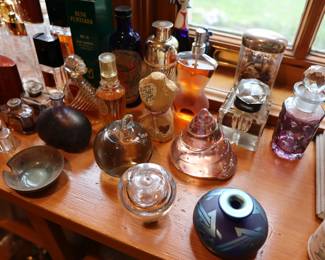 Vintage art glass, perfumes