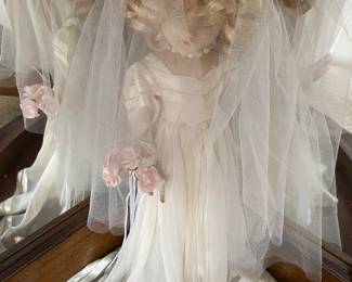 Vintage Madame Alexander Wendy Ann Composition Bride Doll, 1940's.