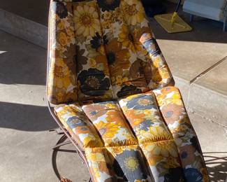 MCM  Chaise Lounge  Metal Wire, Homecrest with Original Cushion