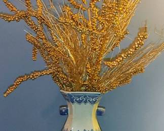 Beautiful blue and white Oriental crackle finish vase