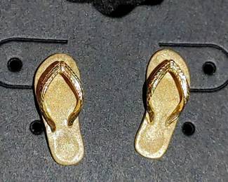 Beautiful 14kt yellow gold flip flop earrings