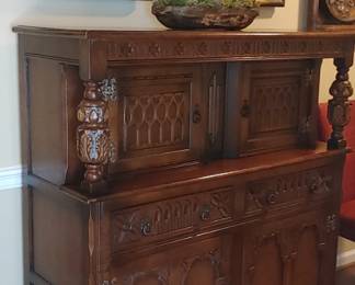 Beautiful Carved English Court Cupboard Cathedral Oak Sideboard Medieval Antique