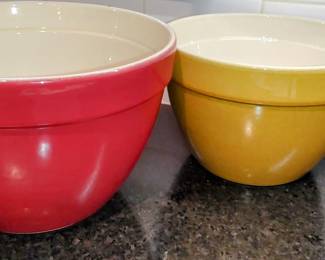 Crate & Barrel nesting bowls set