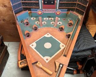 Baseball pinball game 