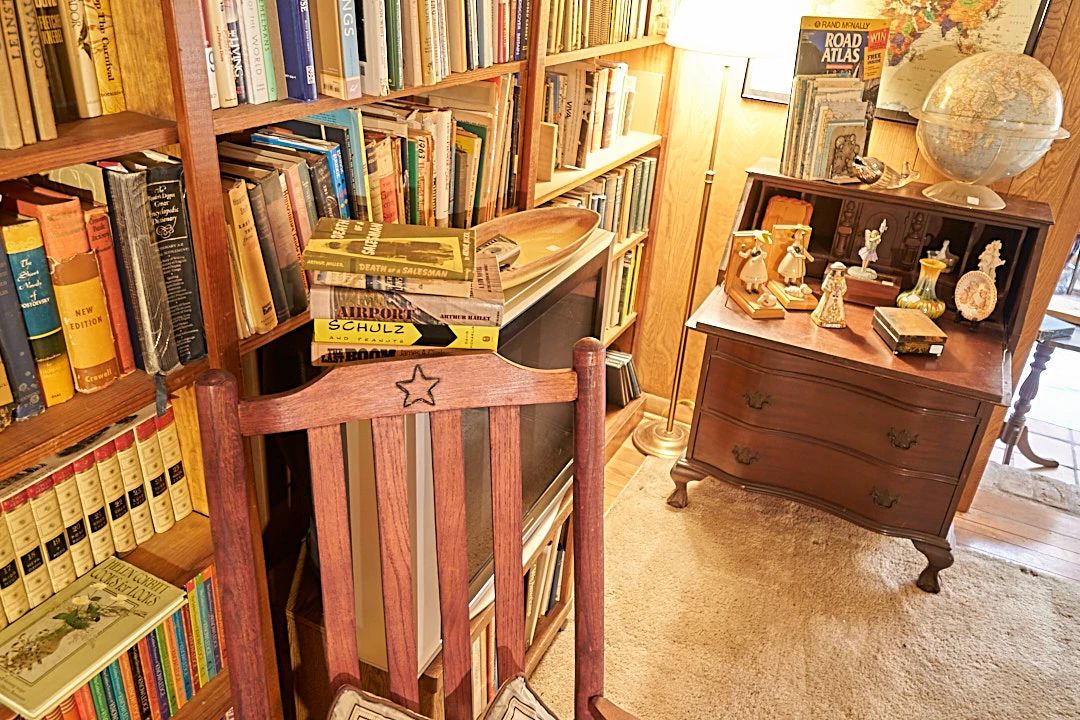 HUGE ESTATE SALE in Houston, TX starts on 11/10/2023