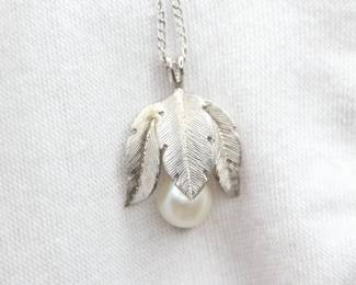 14K SOLID WHITE GOLD PEARL PENDANT CHAIN NECKLACE 3.2 GRAMS, 18 INCHES GEMSTONE FINE JEWELRY
