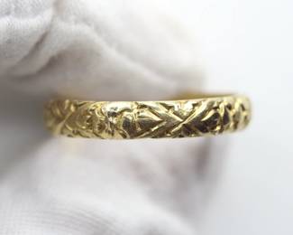 18K YELLOW GOLD ART NOUVEAU WEDDING BAND 5.6 GRAMS SIZE 12 JEWELRY FLORAL PATTERN DESGIN HAND ENGRAVED
