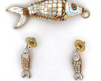 14k GOLD FILLED ENAMEL FISH PENDANT AND EARRINGS DEMI-PARURE
