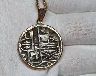 14K SOLID YELLOW GOLD SPANISH COIN PENDANT 13.9 GRAMS, 18.5 INCHES NECKLACE ROPE CHAIN ANCIENT SHIPWRECK
