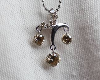 18K WHITE GOLD PENDANT WITH BROWN AND WHITE DIAMONDS .50CTW, 2.1 GRAMS NECKLACE CHAIN JEWELRY
