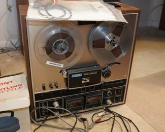 Akai reel-to-reel