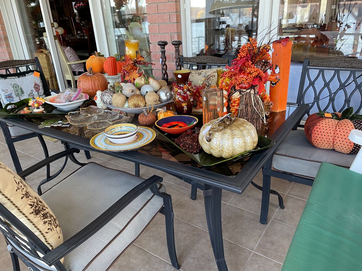 Teapots & Treasures Sale in Hot Springs Village, AR starts on 11/30/2023