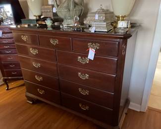 ethan allen chest of drawers