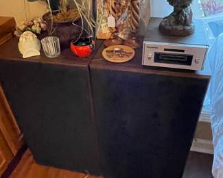 speakers