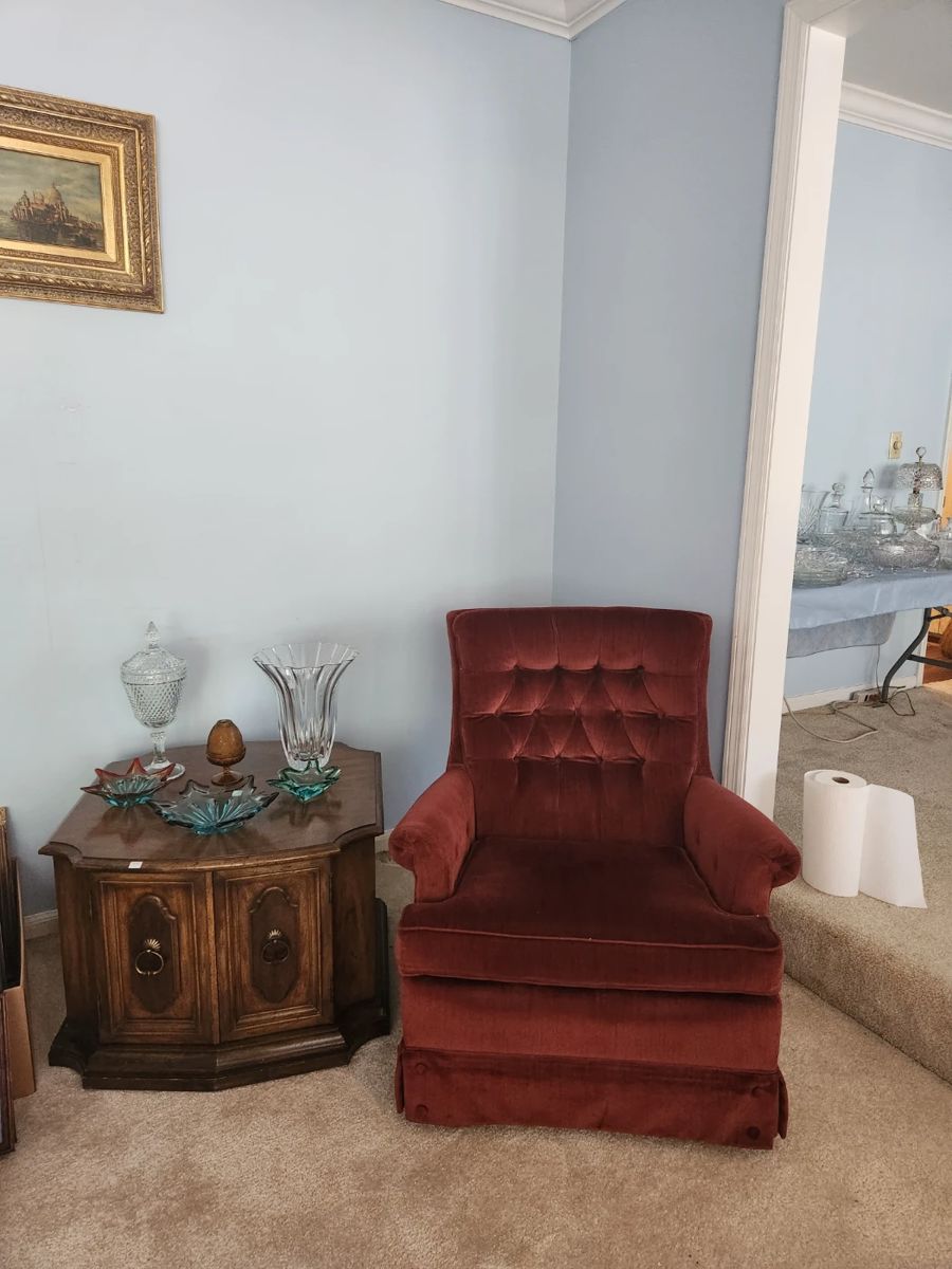 Treasured Memories Estate Sales in Dalton, GA starts on 11/10/2023