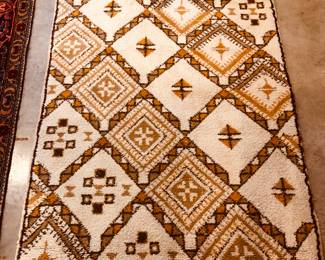 1960s Moroccan hand knotted wool rug (4 x 6 ft. + 6” braided fringe on each shorter end)