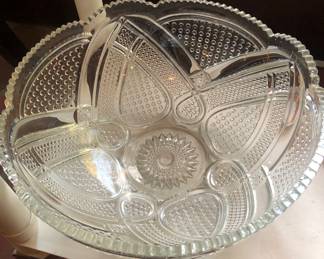 Heisey 14” Fancy Loop punch bowl (no pedestal)