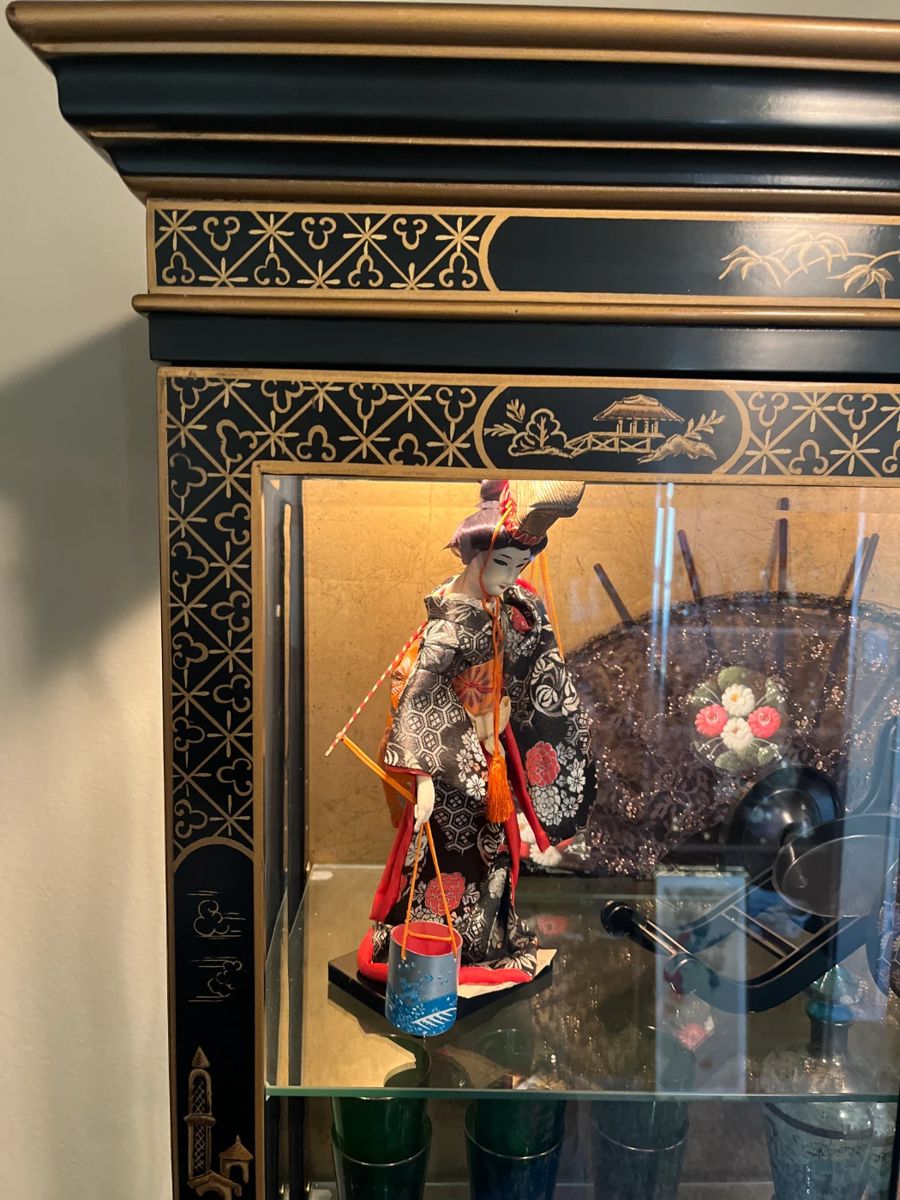 Devlin Estate Sales in Huntsville, Texas starts on 11/18/2023