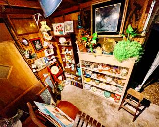 Antique - Modern: Original Artwork, Ceramic Pottery, Knick-Knacks, Decor, Furniture, Collectibles, etc. 