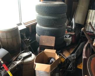 Porsche and MG car parts
Car tires 