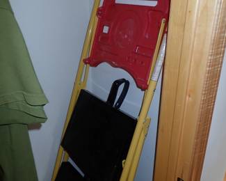 STEP LADDER