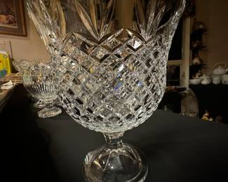 #Crystal#FootedBowl This is absolutely gorgeous! Imagine it filled with decorative items for the holidays 