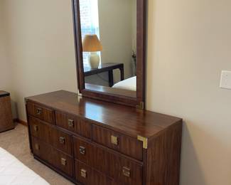 THOMASVILLE QUEEN BEDROOM SET