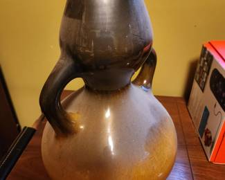 Pottery vase