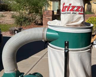 Grizzly Industrial Dust Collector