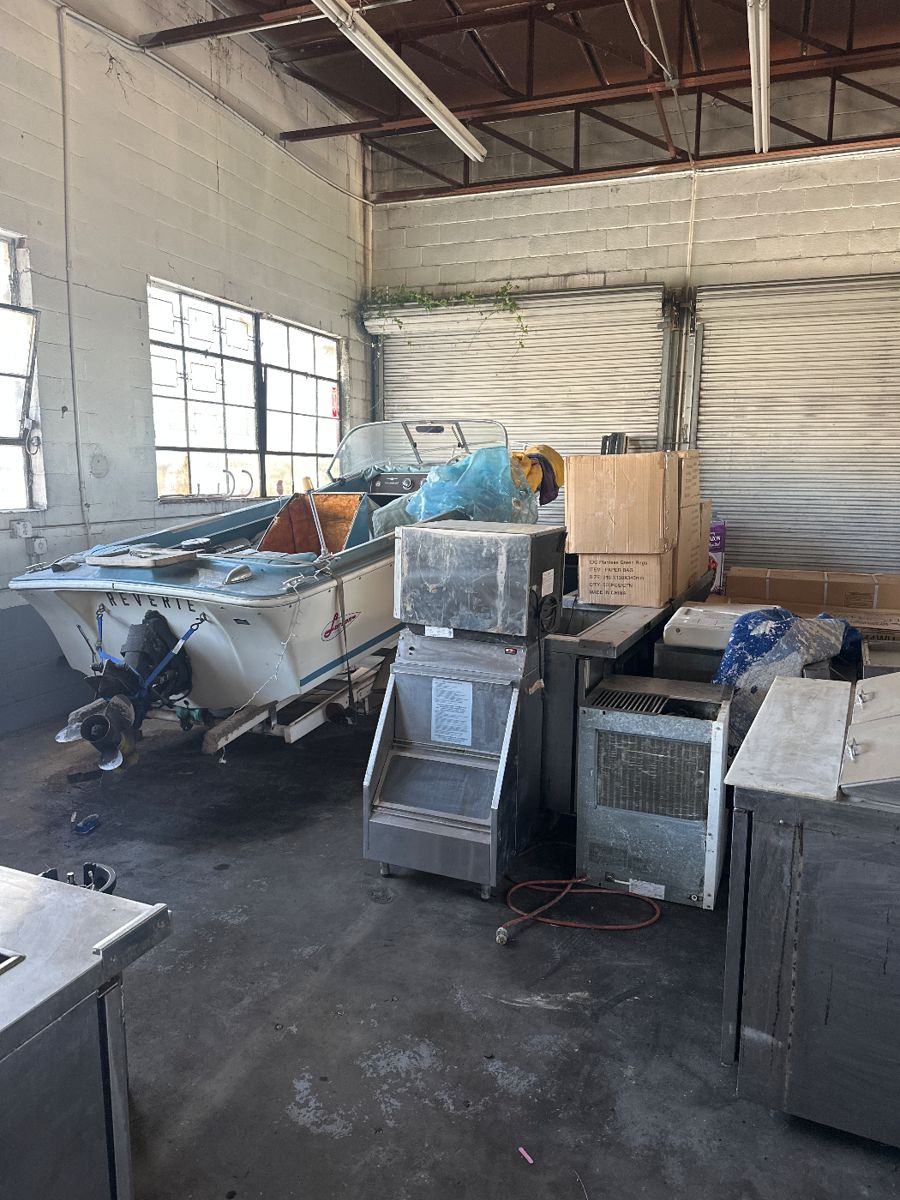 Stuff Sale! Lots of Stuff in Orlando, FL starts on 11/16/2023