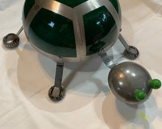 Upcycled, repurposed materials in this adorable turtle