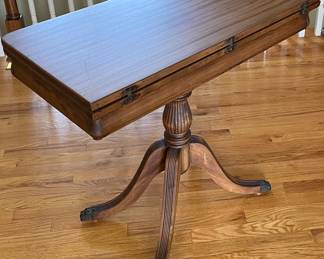 Approximately 30” tall, 33.5” across, 16.5” closed & 33” opened up. This is in exceptionally nice condition.