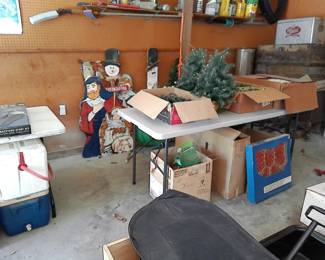 OUTDOOR CHRISTMAS DECORATIONS